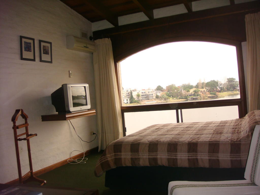 ホテル Wyndham Garden Montevideo Carrasco シウダ・デ・ラ・コスタ 部屋 写真